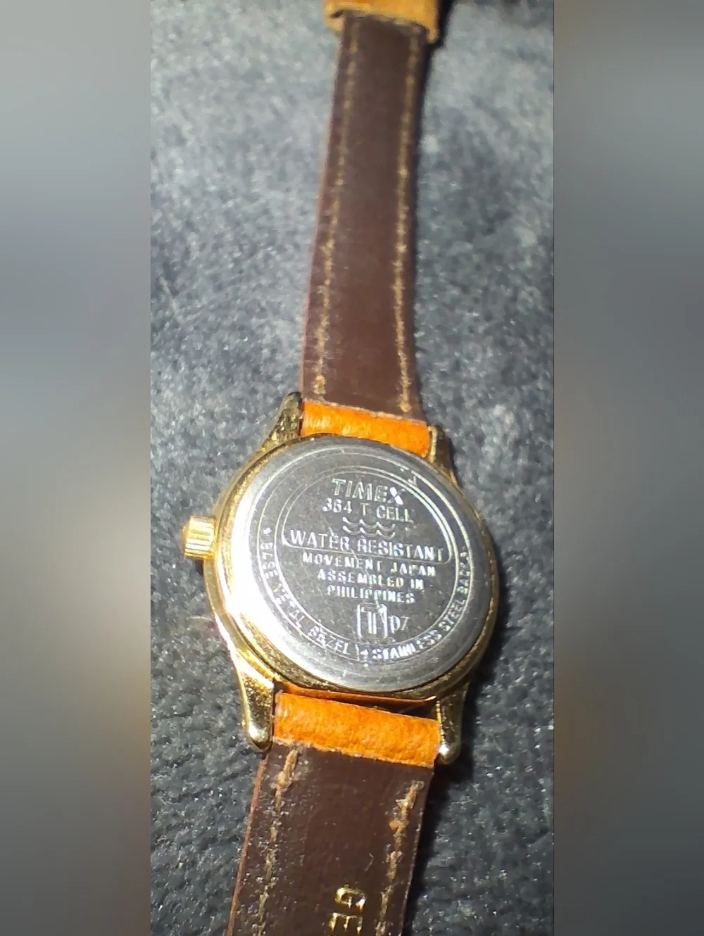 Vintage Never Worn Timex  Moonphase Watch with Leather Band - Picture 5 of 7